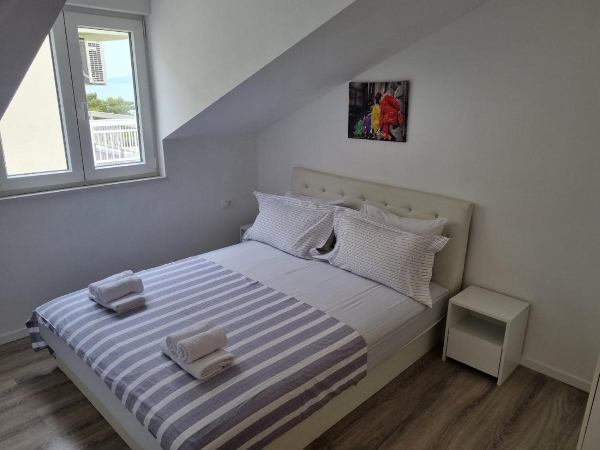 Apartmani Tolj Makarska Exterior photo