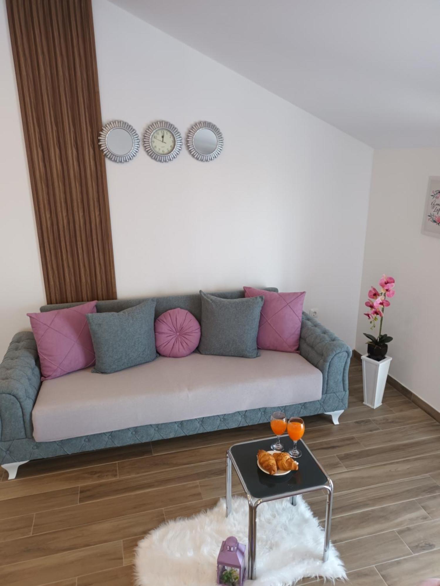 Apartmani Tolj Makarska Exterior photo