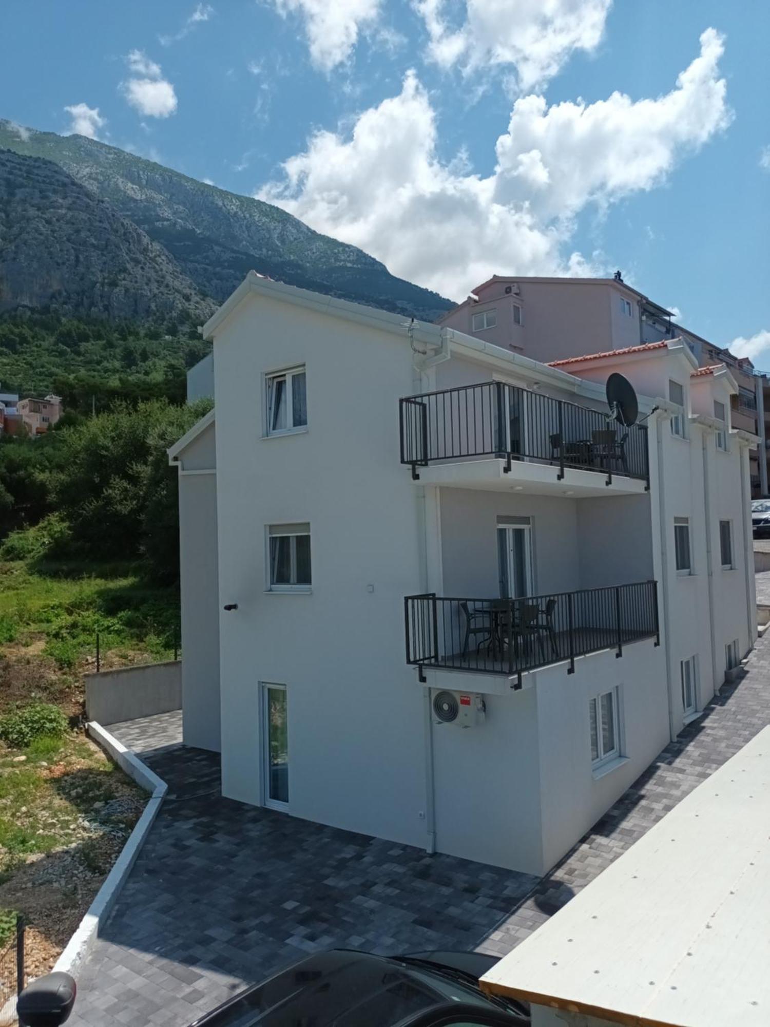 Apartmani Tolj Makarska Exterior photo